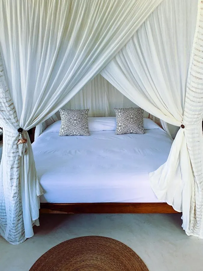 ***  Hotel Luv Tulum Messico